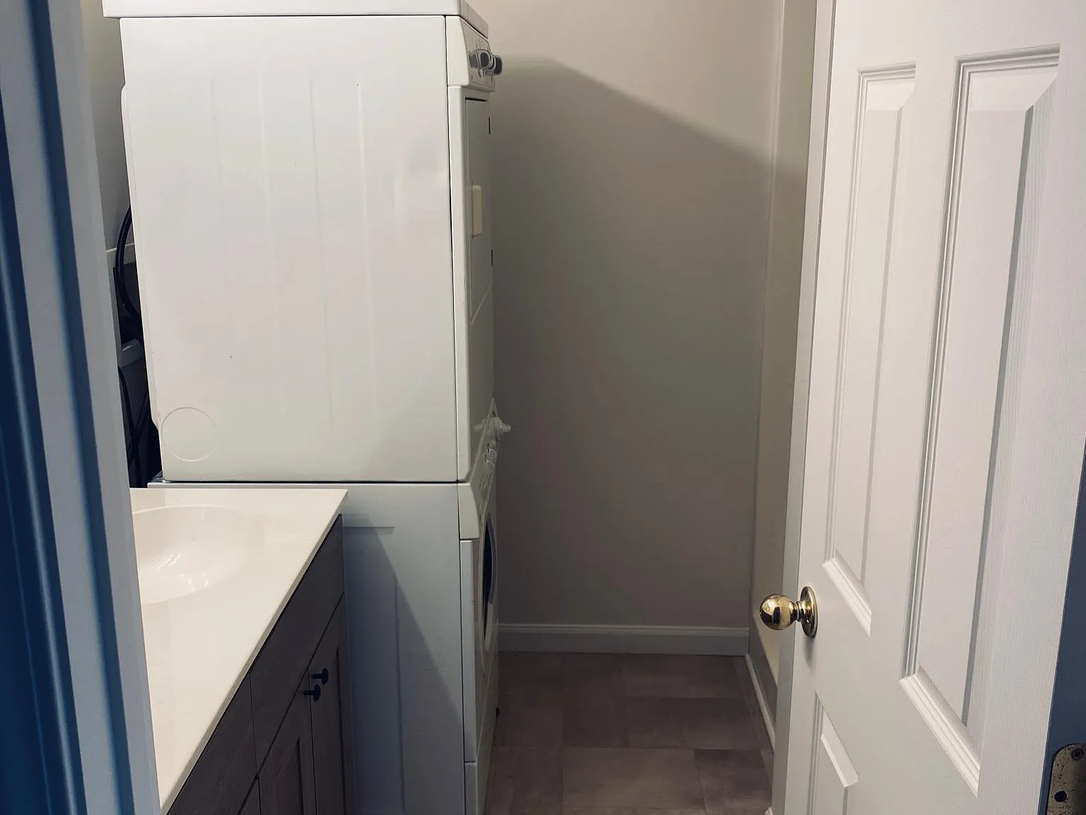 409 S Darling St — Photo 4