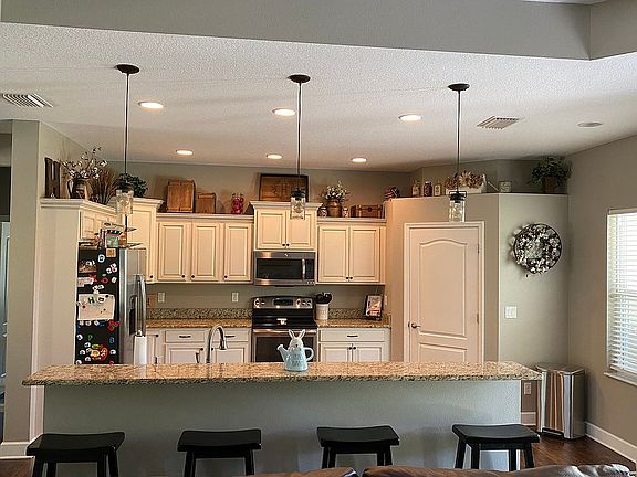 4th image of 4314 W Mustang Blvd