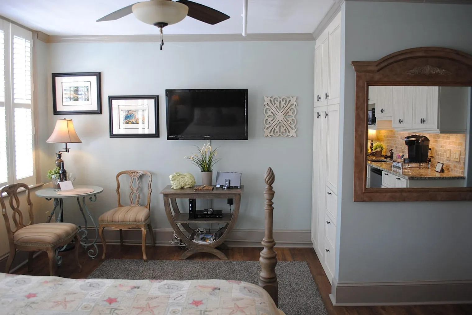 1 bed, 1.0 bath, 398 sqft, $6,188 — Photo 4