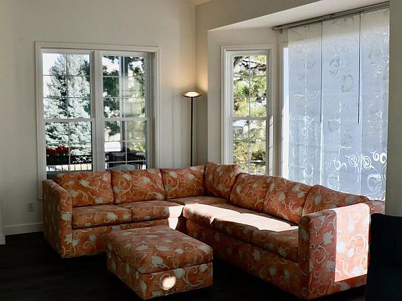 Living room w/ sleeper sofa