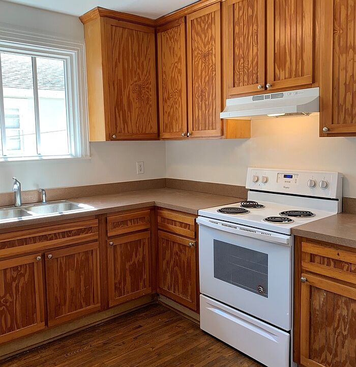 1st image of 1094 Cherry St APT 3