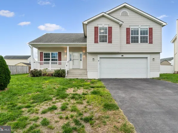 300 Corbin Heights Way, Martinsburg, WV 25404