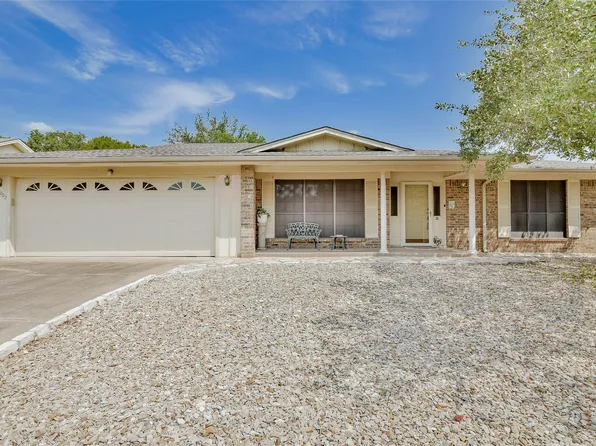 5002 Elms Ct, Granbury, TX 76049