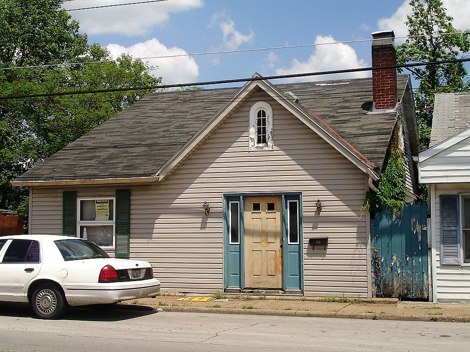 1st image of 1009 Forest Ave