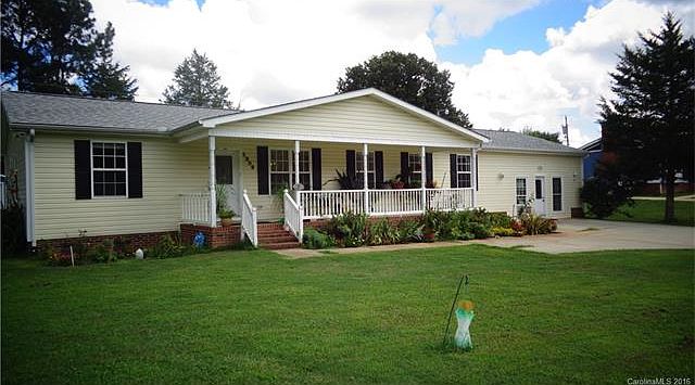 1st image of 3909 Graywood Dr