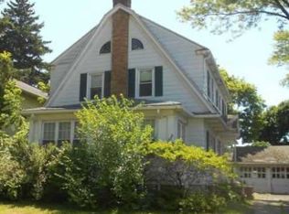 1908 Court St, Syracuse, NY 13208