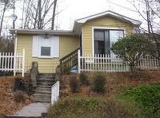 965 E Howard St, Tryon, NC 28782