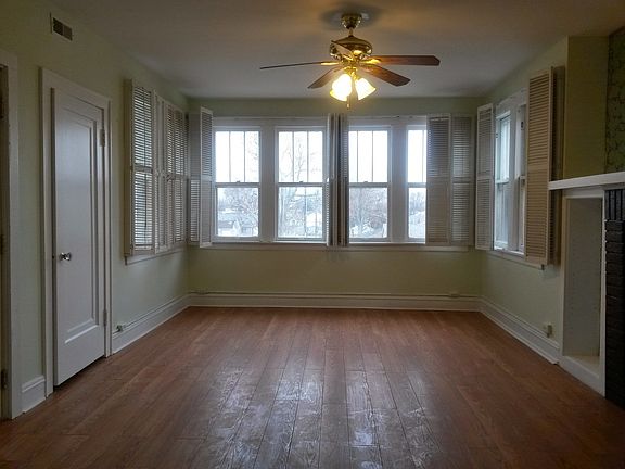 2nd image of 311 Memorial Dr APT 3