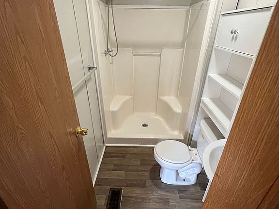 3rd image of 4144 Thomas St #61