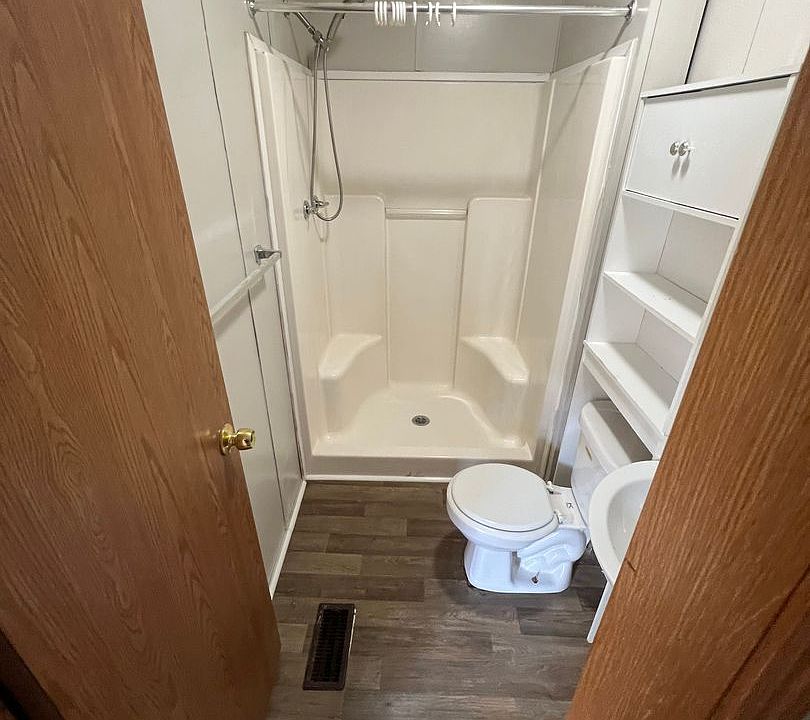 Redwood Estates 168, LLC 4144 Thomas St Memphis TN Zillow