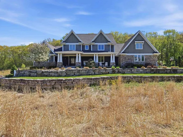 5090 Aspen Valley Court, Middleton, WI 53562