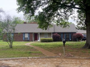 622 Paul Cv, Greenville, MS 38701