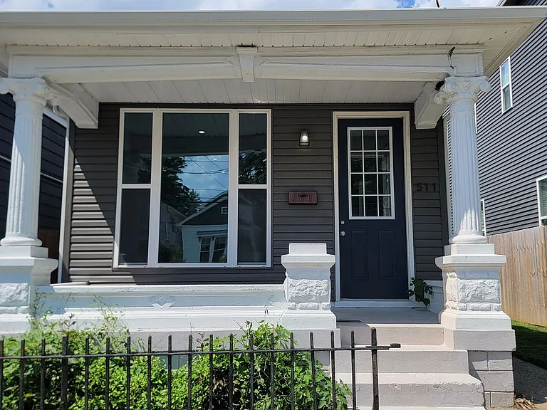 511 E Kentucky St — Photo 1