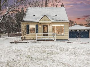 35425 Five Mile Rd, Livonia, MI 48154