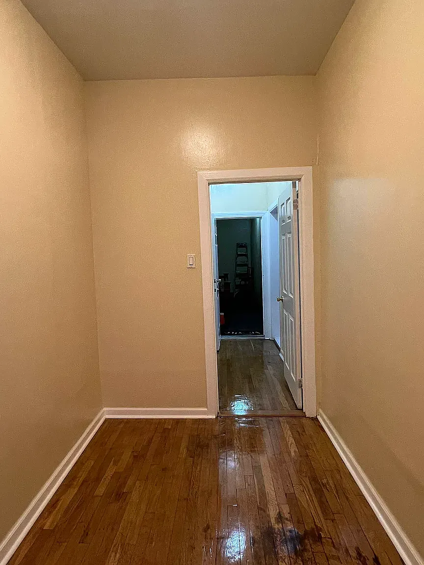 2814 Avenue D — Photo 3