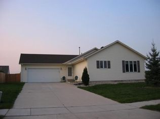 5102 W Maple Ave, Grand Forks, ND 58203