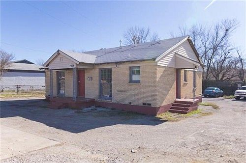 5th image of 1804 E Abram St