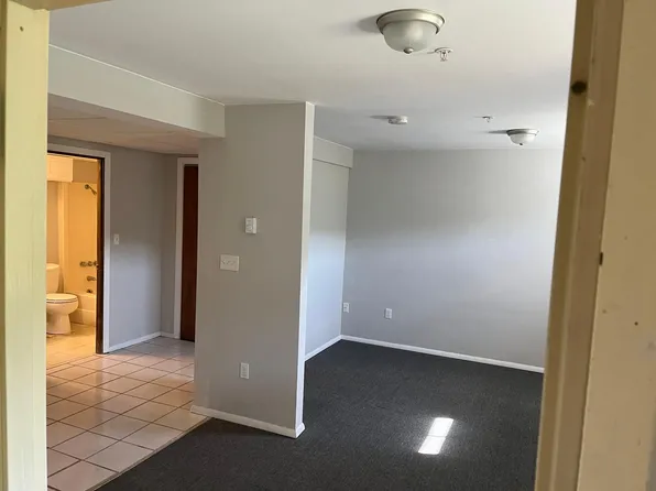 380 Main St #19, Seymour, CT 06483