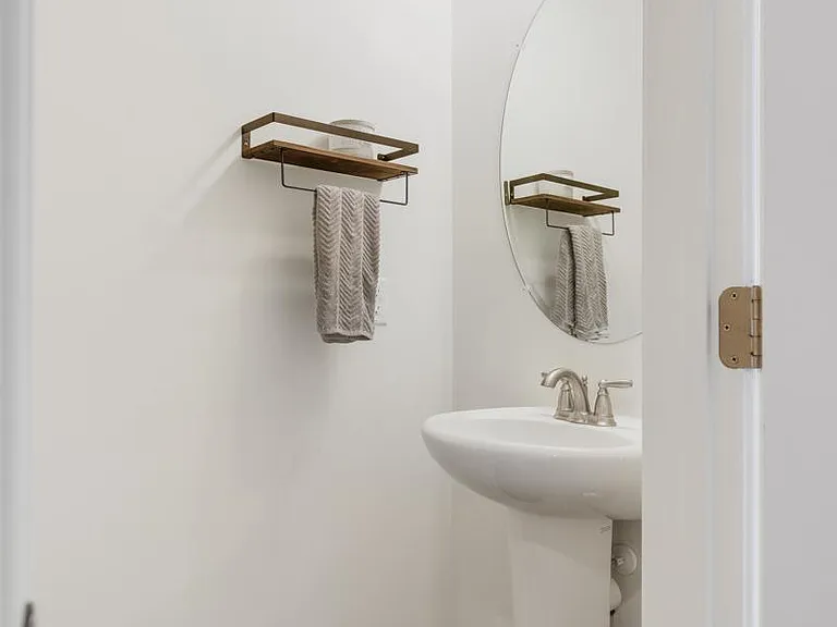 2712 Gossett Trl — Photo 12