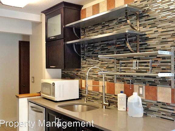 3rd image of 26425 Pennsylvania Ave NE #26