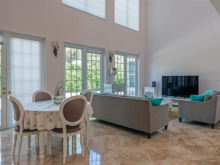 2999 Banyan Rd — Photo 10