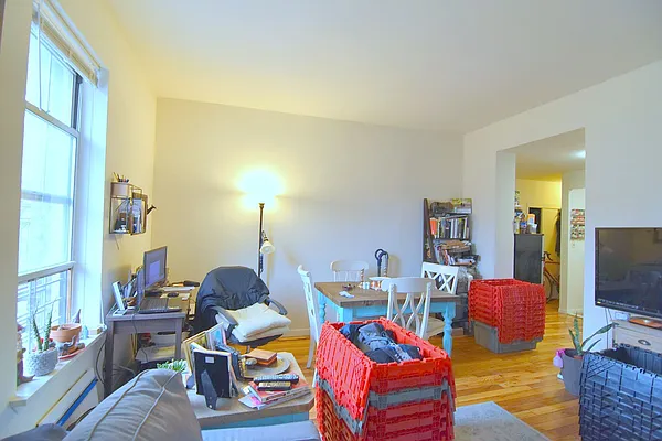 Rented by Manhattan Spaces | media 32