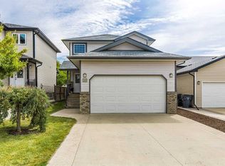 55 W Vista Close SE, Medicine Hat, AB T1B0A9