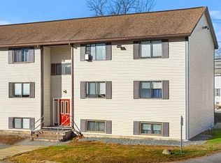 175 Willard St APT 26, Lowell, MA 01850