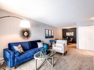 4501 Park Glen Rd APT 343, Saint Louis Park, MN 55416