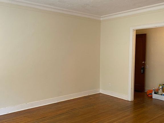 4th image of 421 Daly Ave APT 12