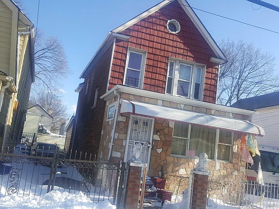 2nd image of 12027 142nd St