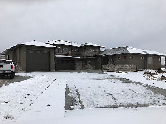 Front w/58' Deep RV Garage