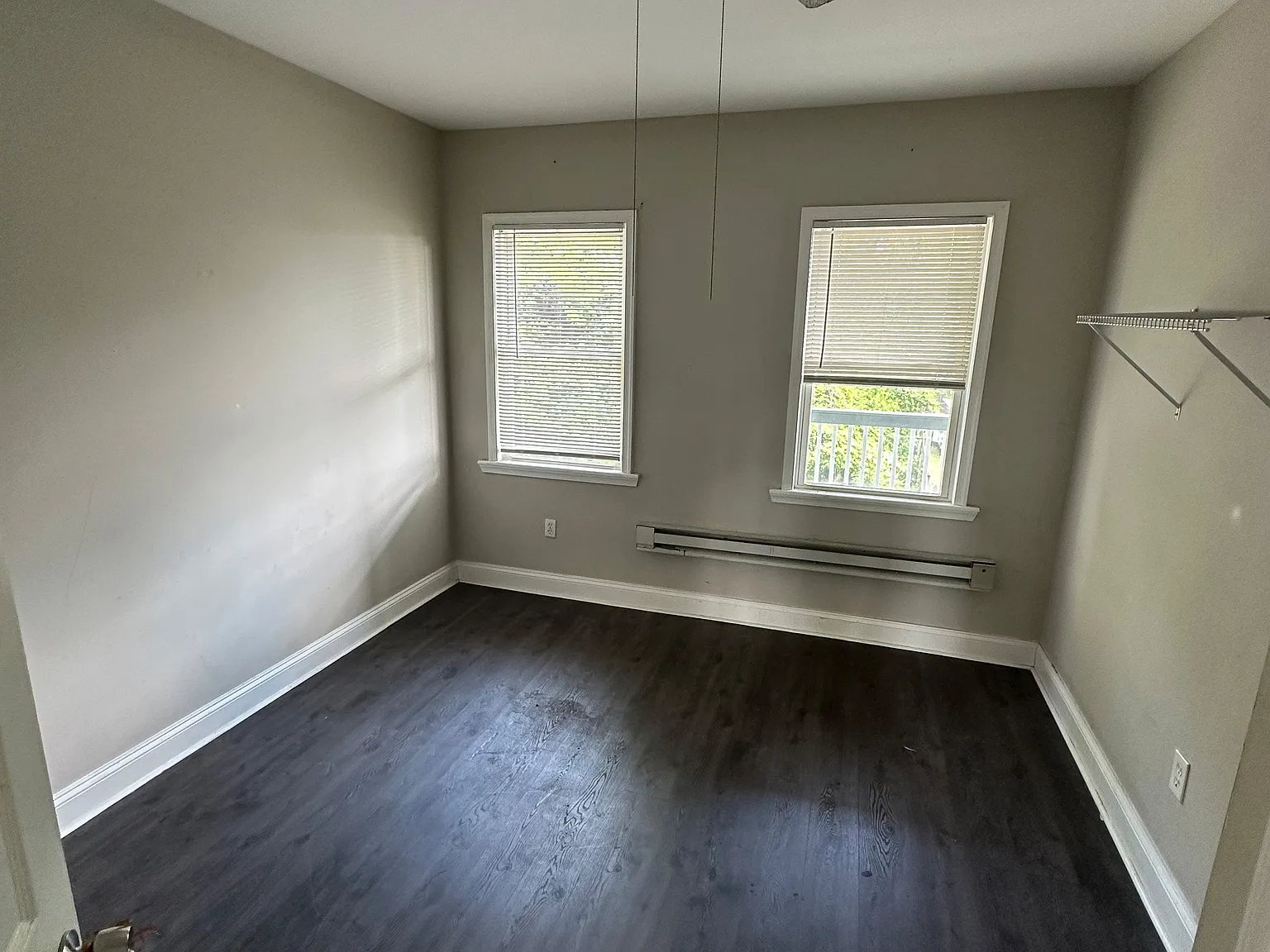 2 bed, 1.0 bath, $1,350 — Photo 3