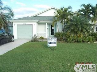 8940 SW Chrysler Cir, Stuart, FL 34997