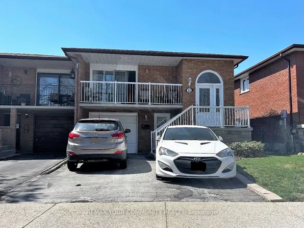12 Curtis Dr #Basement, Brampton, ON L6Y 2J4
