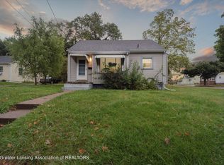 929 Nipp Ave, Lansing, MI 48915
