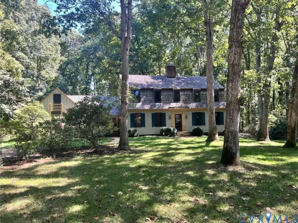 2725 Queenswood Rd, Midlothian, VA 23113