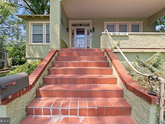 3rd image of 5606 Hilltop Ave