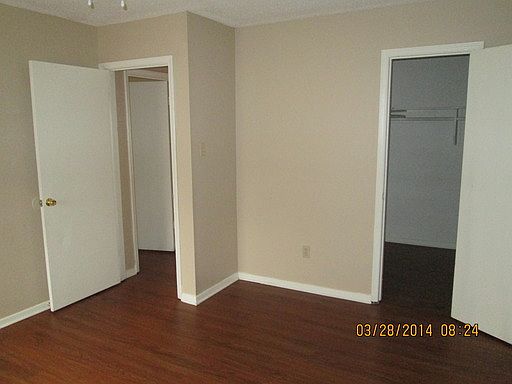 2nd image of 3443 Woodhollow Dr