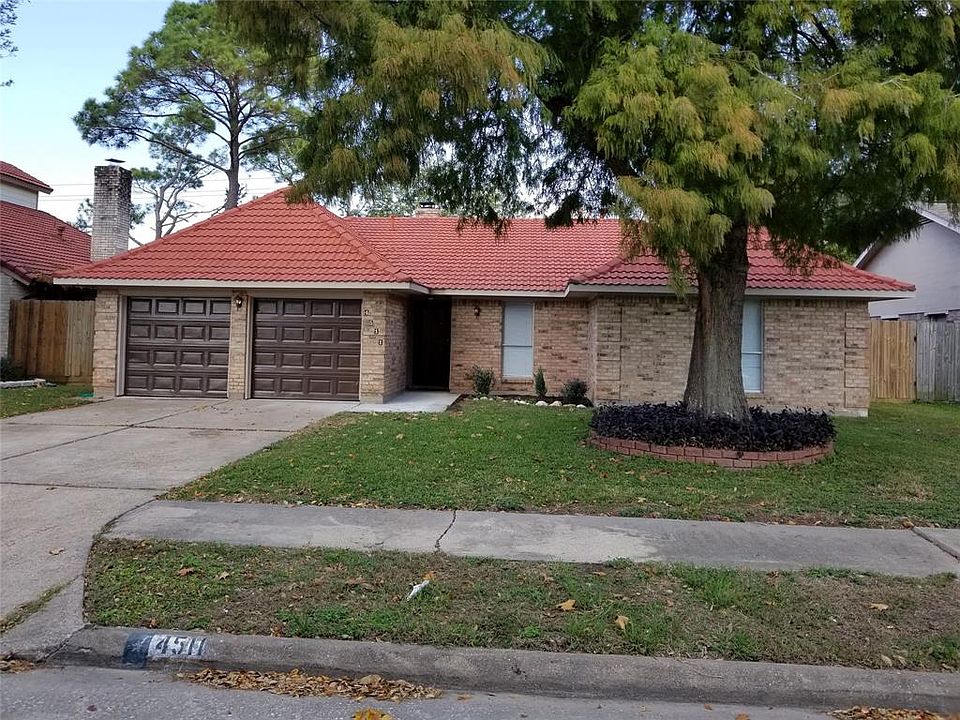 1st image of 4511 Yosemite Dr