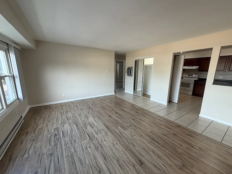 1015 7th Ave #11 — Photo 4