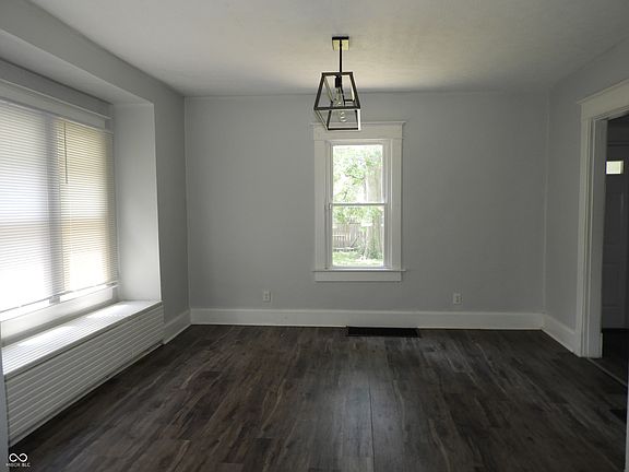 4th image of 614 N Colorado Ave