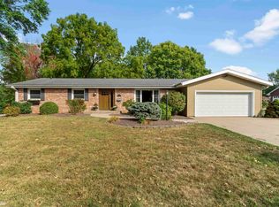 2724 Bittersweet Pl, Burlington, IA 52601