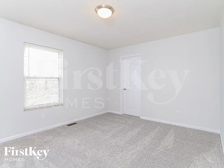 3359 Woodside Dr — Photo 11