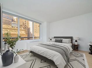 70 W 37th St APT 1807, New York, NY 10018