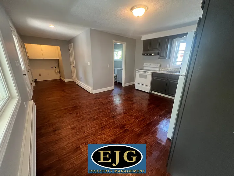 236 Jewett St #1 — Photo 4
