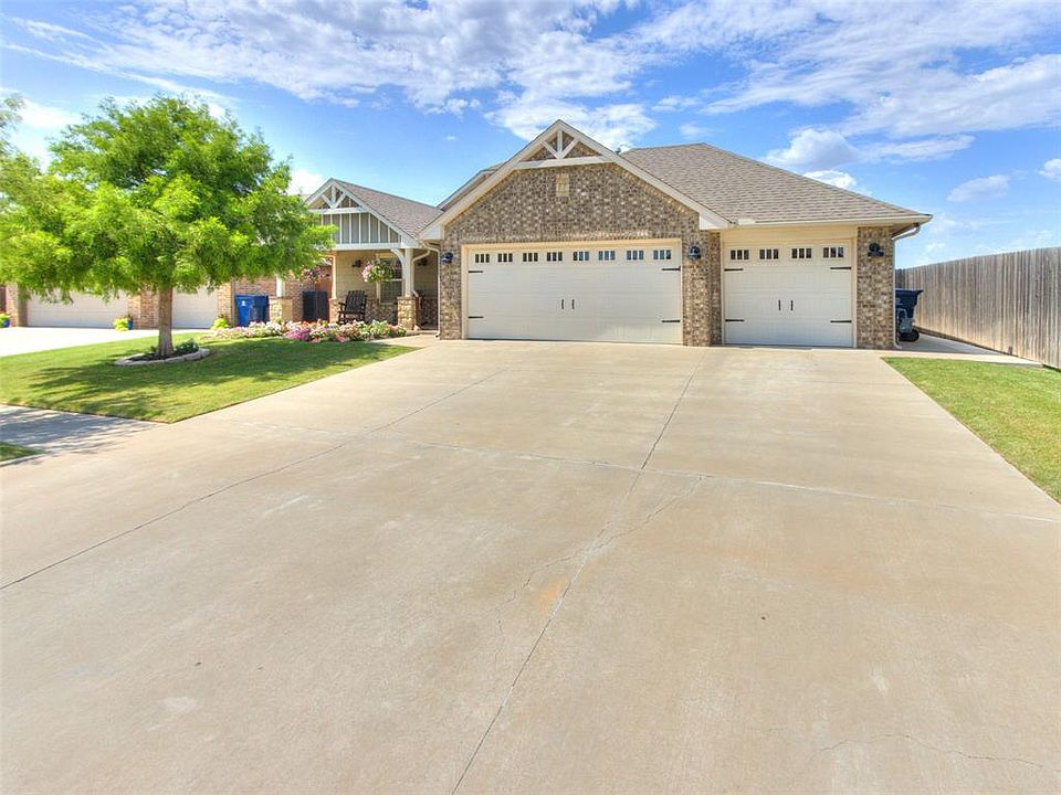 1st image of 13321 Outdoor Living Dr