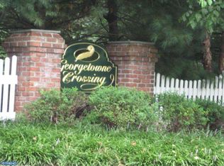 205 Georgetowne Ct, Royersford, PA 19468