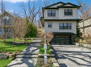 67 Cedar St Cresskill NJ 07626 Zillow