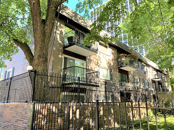 2nd image of 4334 N Clarendon Ave APT 207